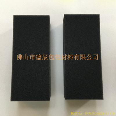 主要用于高速賽車燃料油箱內部填充，起到緩沖作用。